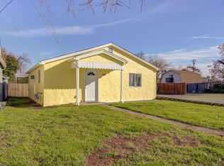 1755/1757 Pleasant St, Redding, CA 96001