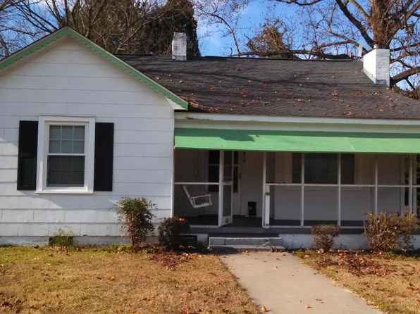 606 Mac Nair St, Washington, NC 27889