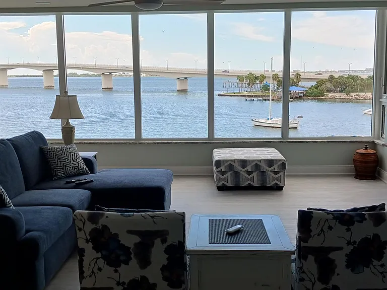 226 Golden Gate Point — Photo 16