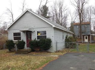 13 Forest Rd, Averill Park, NY 12018