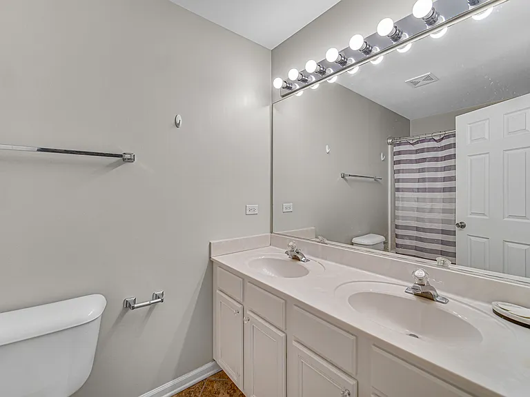673 E Fountainview Dr #673 — Photo 14