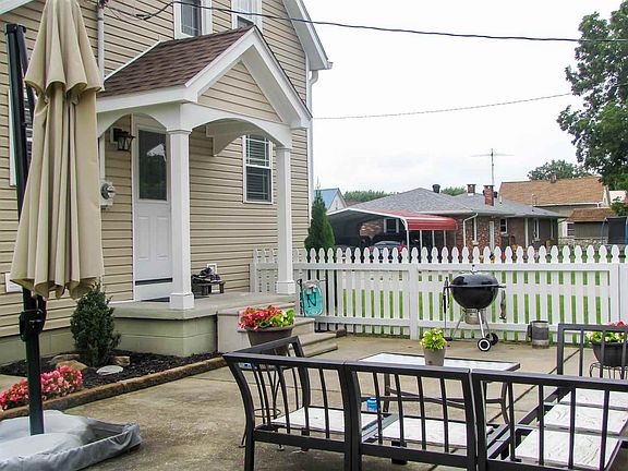 5th image of 218 N Race St