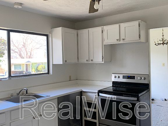 5th image of 860 Glendale Ave