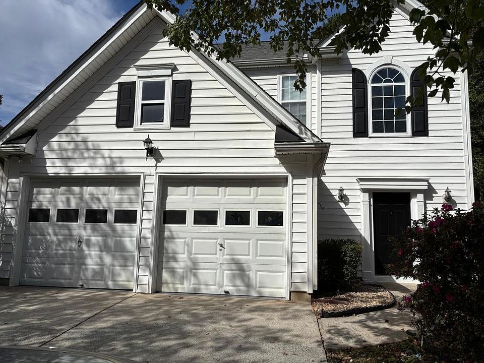 1st image of 623 Ives Way NW
