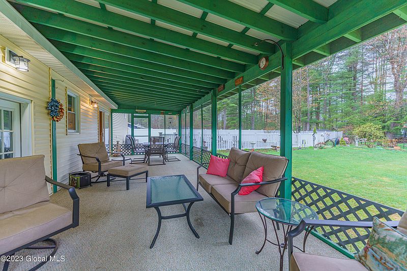 5th image of 897 Upper Sherman Avenue