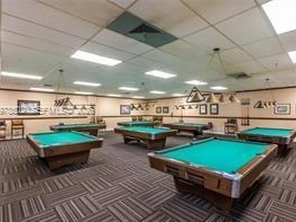 918 Twin Lakes Dr #8-M, Coral Springs, FL 33071