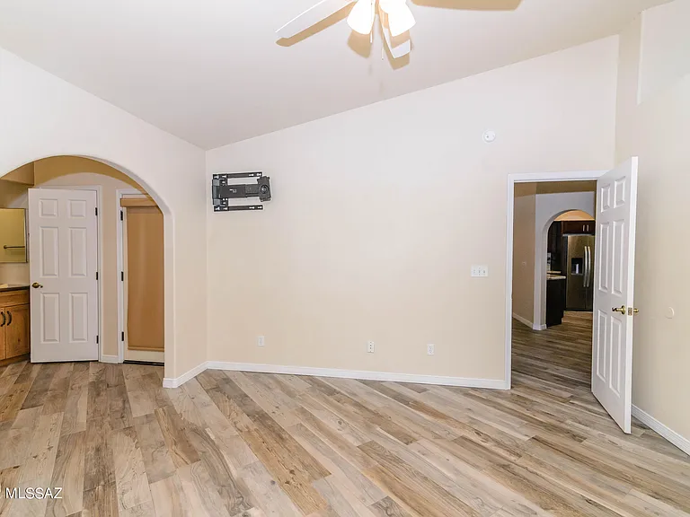 9940 E Covington St — Photo 16