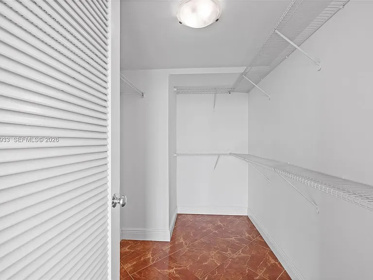 900 Bay Dr #419 — Photo 18