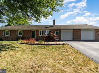 31 Cardinal Dr, Carlisle, PA 17015