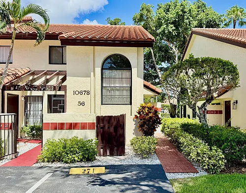 10678 Ocean Palm Way #202 Photo 1