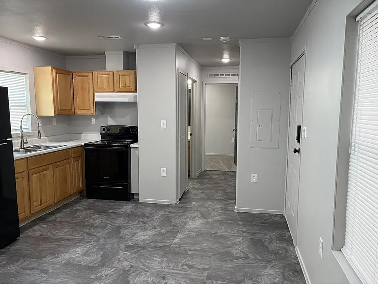 1219 W Choctaw St #23A — Photo 5
