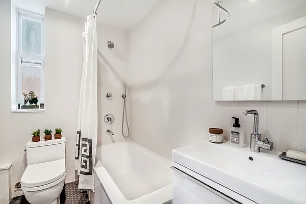 Rented by Akelius Real Estate Management | media 10