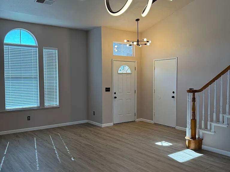 781 W Mount Diablo Ave — Photo 3