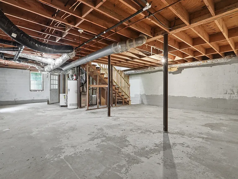 2794 Misty Ct — Photo 25