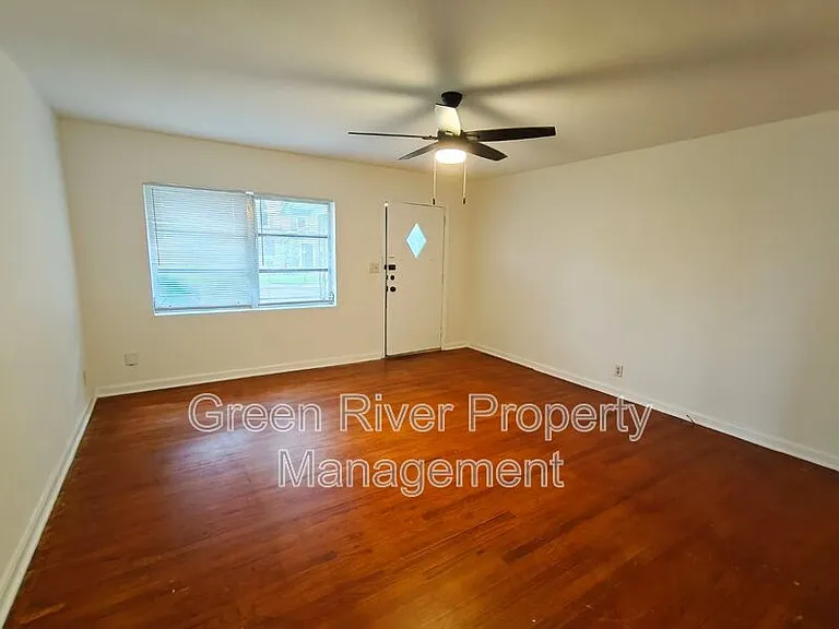 1654 Talbot Ave — Photo 6