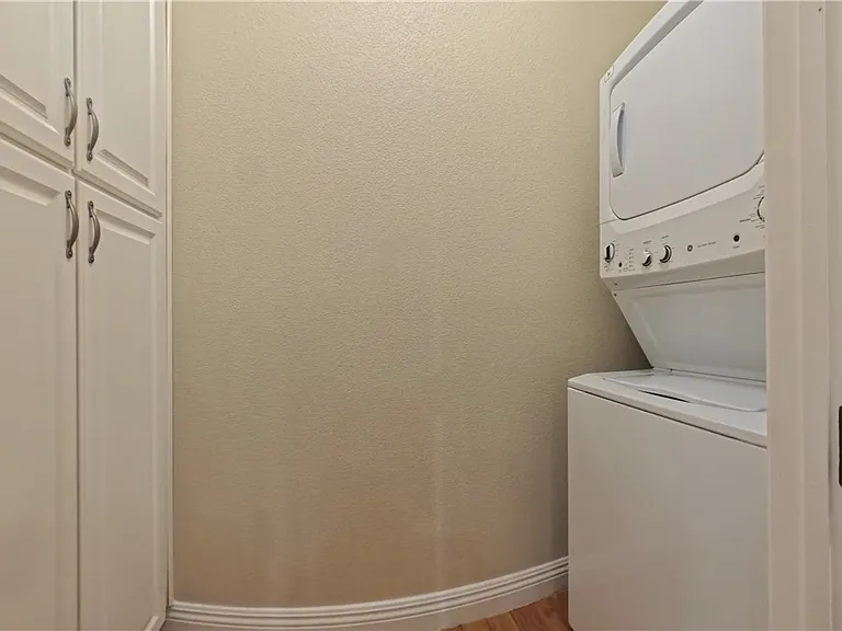 1274 Calcione Dr — Photo 19