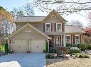 109 Covington Square Dr, Cary, NC 27513