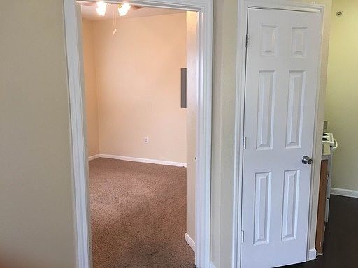 4th image of 2320 Gracy Farms Ln APT 0312