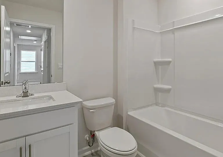 228 Chapel St — Photo 45