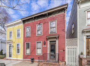 1017 Queen St FLOOR 2, Alexandria, VA 22314