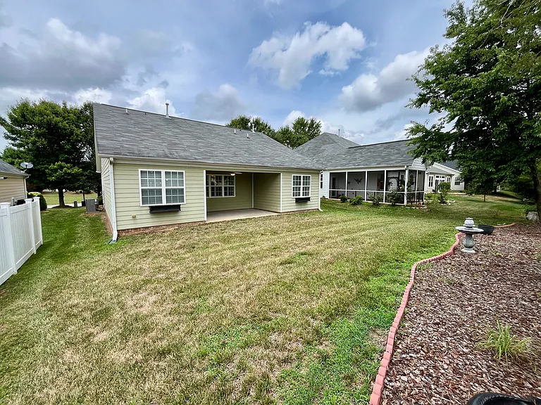 2456 Birch View Dr — Photo 16