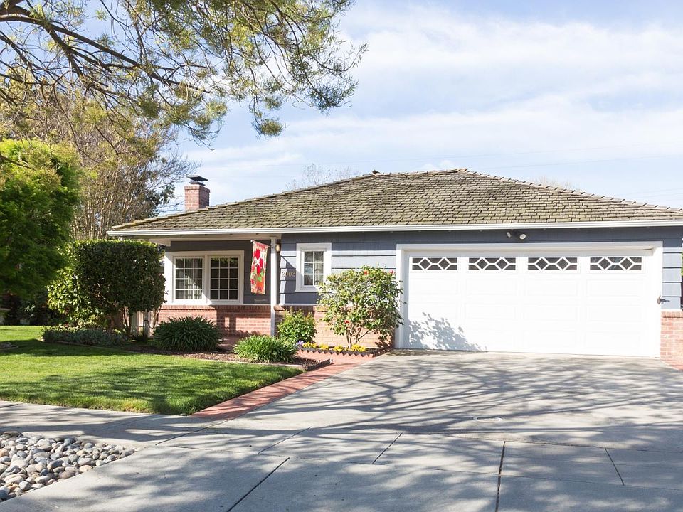 1st image of 2003 Coastland Ave