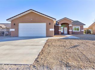 901 Lone Pine Rd, Pahrump, NV 89048