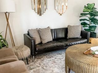 1080 Bronco Rd, Denver, CO 80221