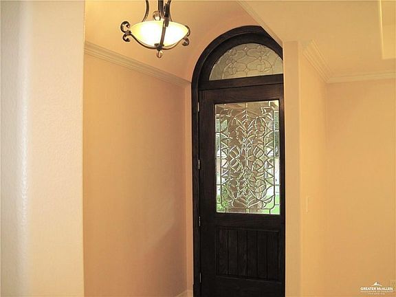 3rd image of 1300 Nightingale Ave