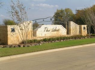 1124 Ponderosa Dr, Aubrey, TX 76227