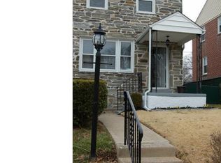 1102 Cobbs St, Drexel Hill, PA 19026
