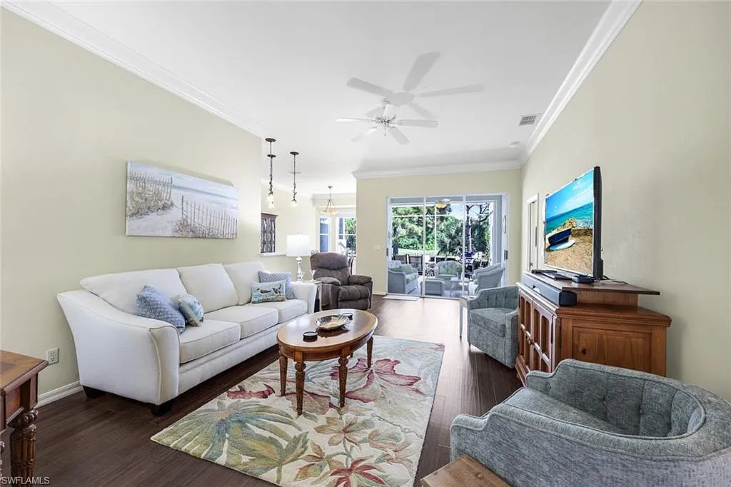 2 bed, 2.0 bath, 1571 sqft, $2,900 — Photo 2