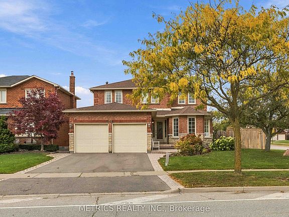 3rd image of 168 Fieldgate Dr