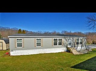 106 Moon Glow Ln, Greensburg, PA 15601