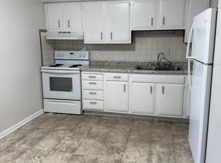 1844 Grandin Rd SW #5, Roanoke, VA 24015