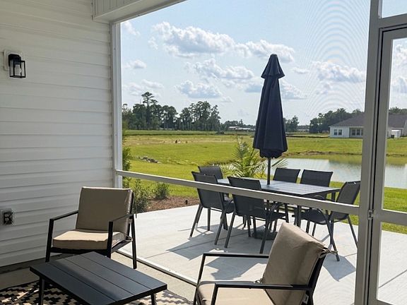 4th image of 413 Sea Breeze Way