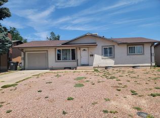 3801 Brookfield Ln, Pueblo, CO 81005