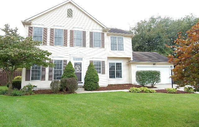1st image of 53891 Sunnybrook Ln