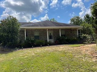 5048 Glimmer Ln, Milton, FL 32583