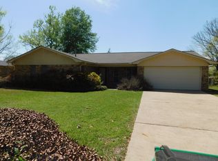 315 Ferguson Rd, Palestine, TX 75803