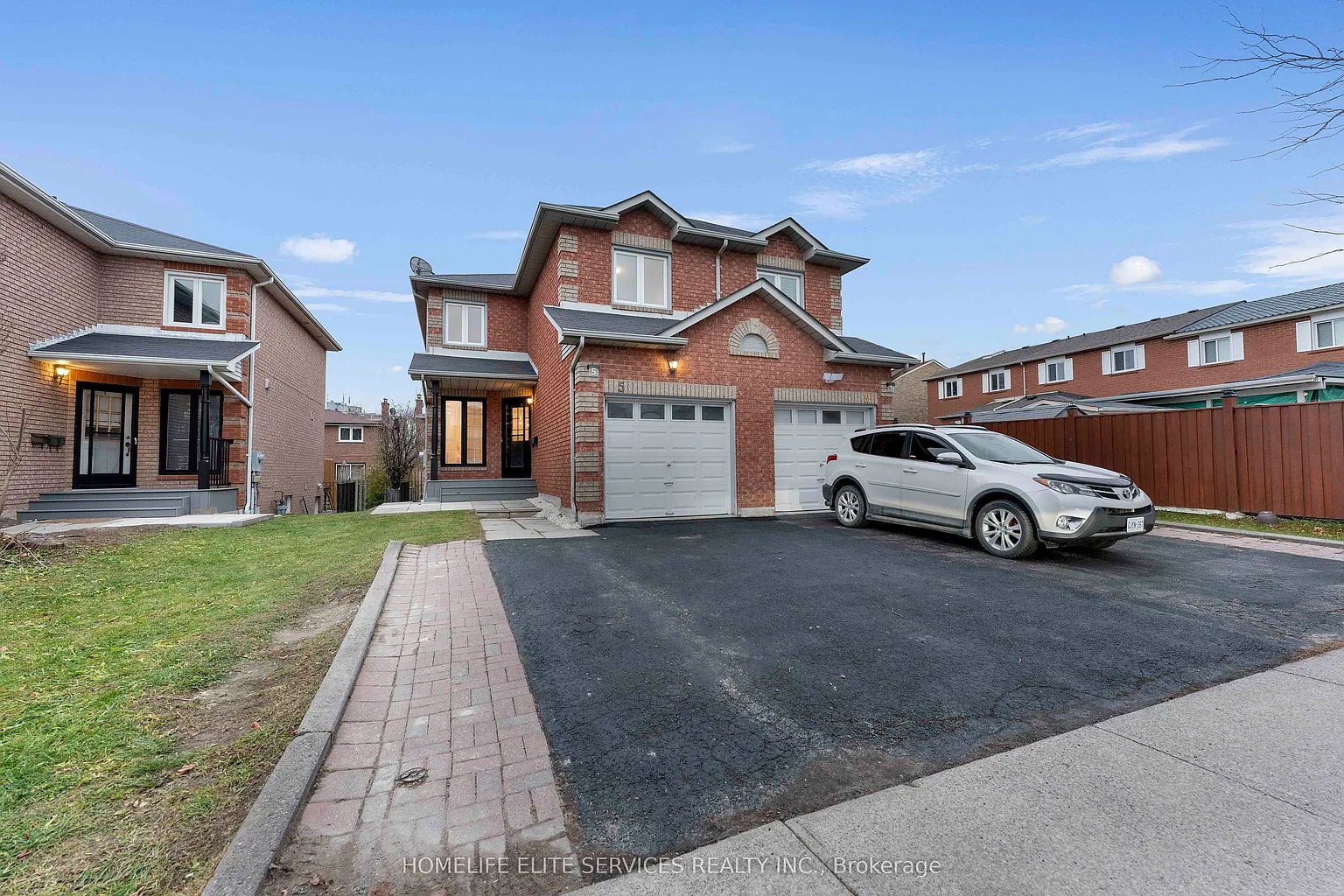 5 Lenthall Ave photo 1