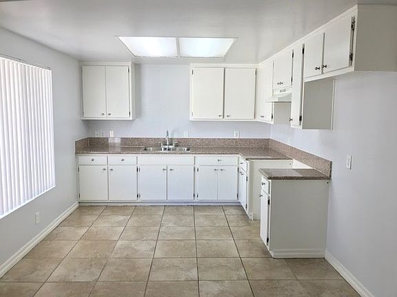 4th image of 1324 S Greenwood Ave APT F