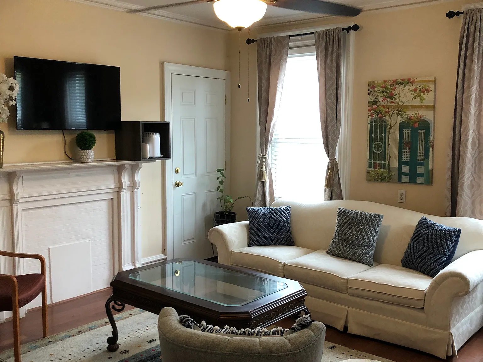 26 Hammond St — Photo 2