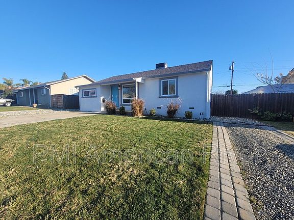 2nd image of 219 Needles Way Unit A