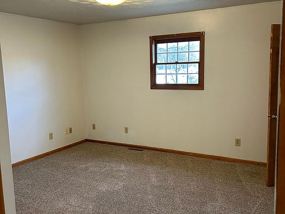 5th image of 608 E High Ave #608