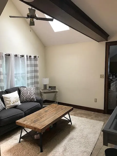 1 bed, 750 sqft, $1,500 — Photo 2