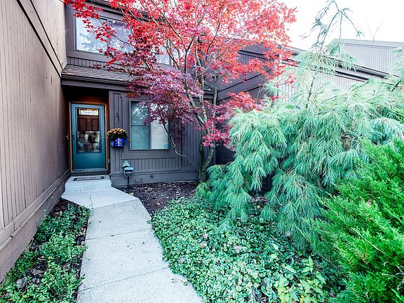 3rd image of 2103 Brookhurst Ave