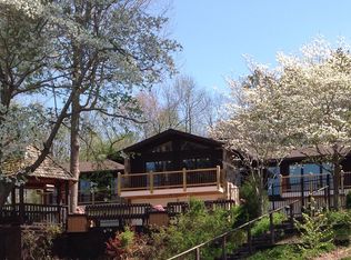 7563 Lasater Rd, Clemmons, NC 27012