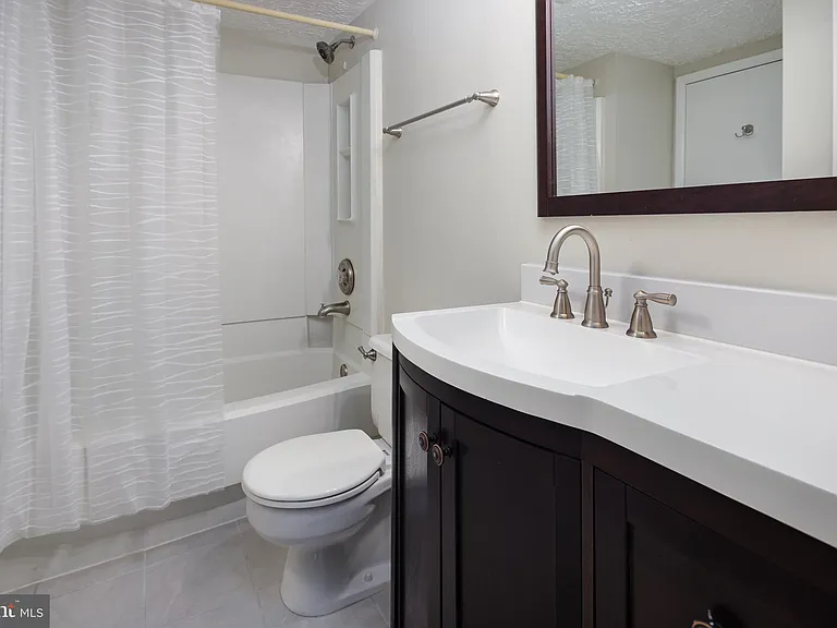 8736 Susquehanna St — Photo 19