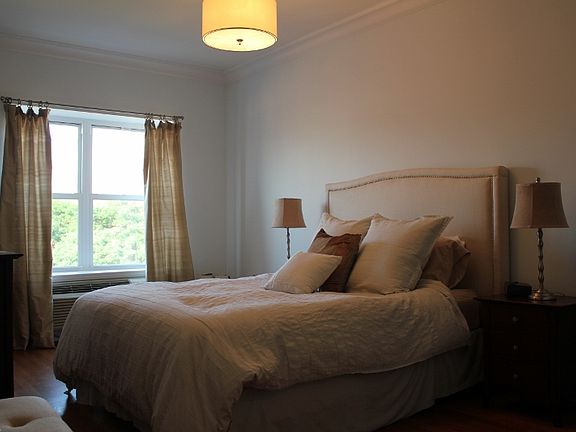 4th image of 261 W 112th St APT 6A